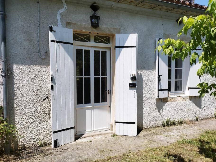Bienvenue En Sud Gironde Villa Villandraut Exterior foto